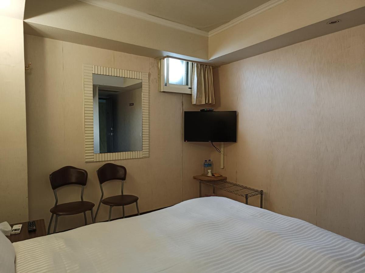 הואליין סיטי Hotel Fouquet מראה חיצוני תמונה