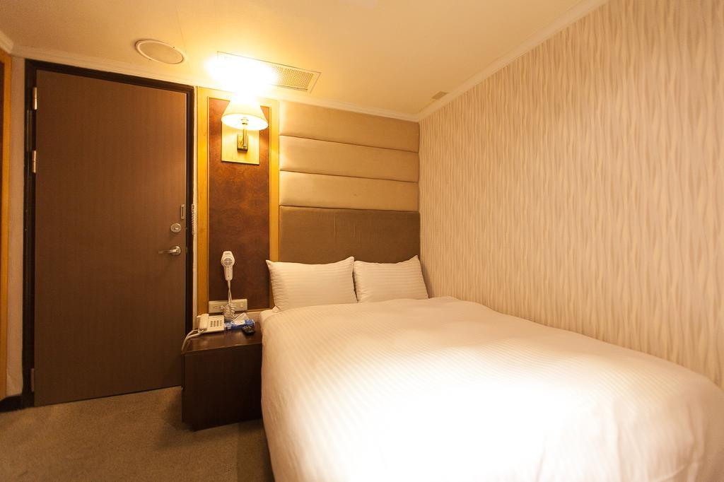 הואליין סיטי Hotel Fouquet חדר תמונה